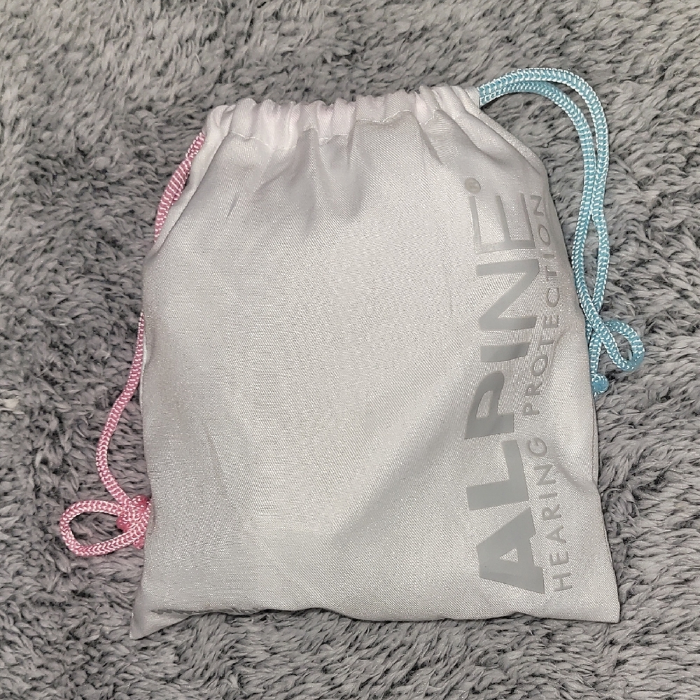 Alpine White Cosmetic Bag with Pink and Blue Strings